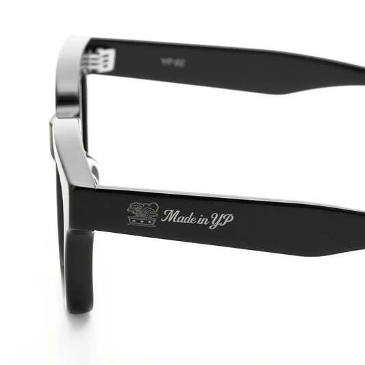 MADE IN YP サングラス:BLACK FRAME TRANSITION SMOKE LENS(YP-02)