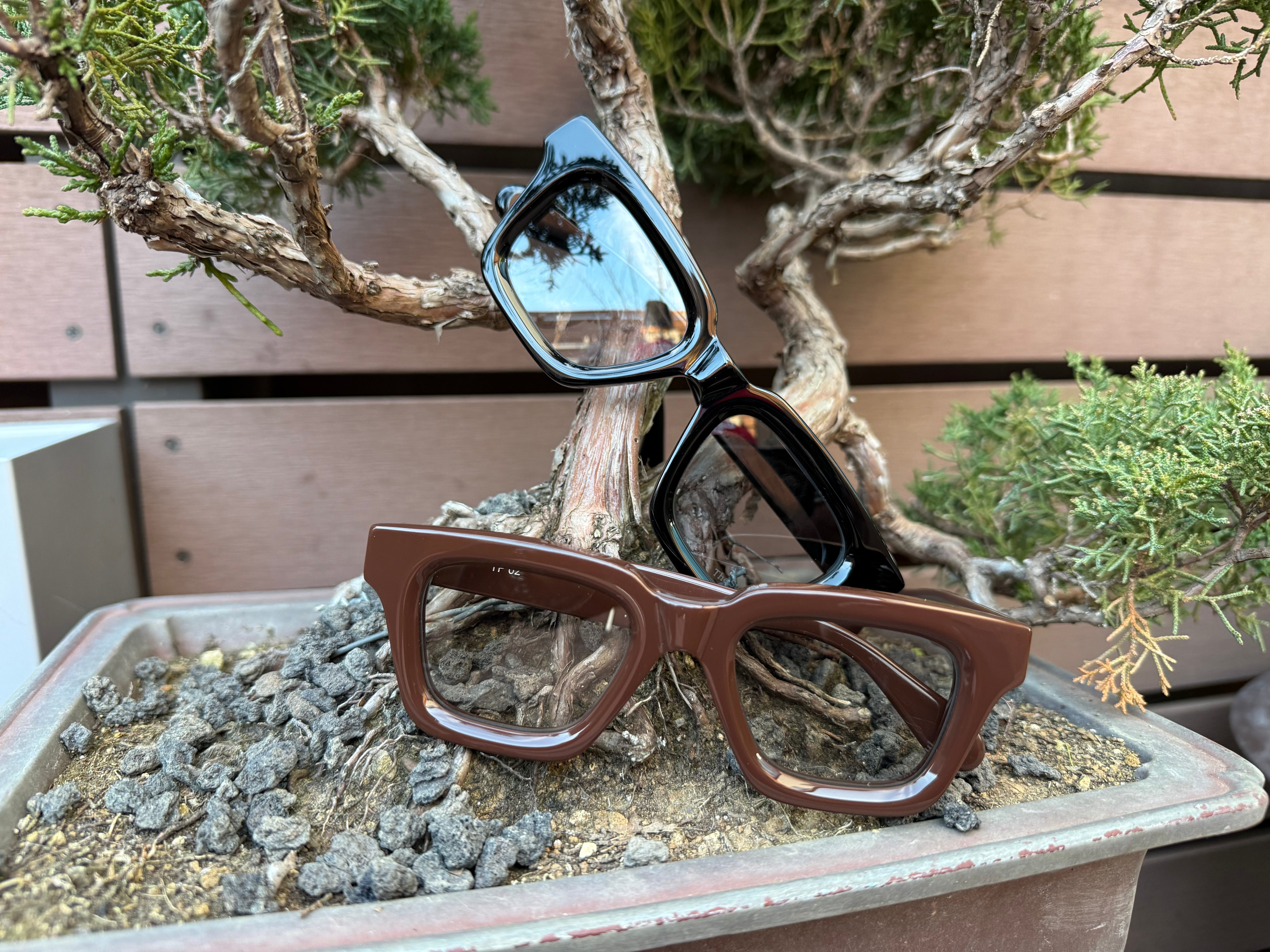 まとめ買い専用サングラス ブラウン×ゴールド 正規品 MADE IN YP サングラス：BROWN FRAME TRANSITION BROWN LENS（YP-02