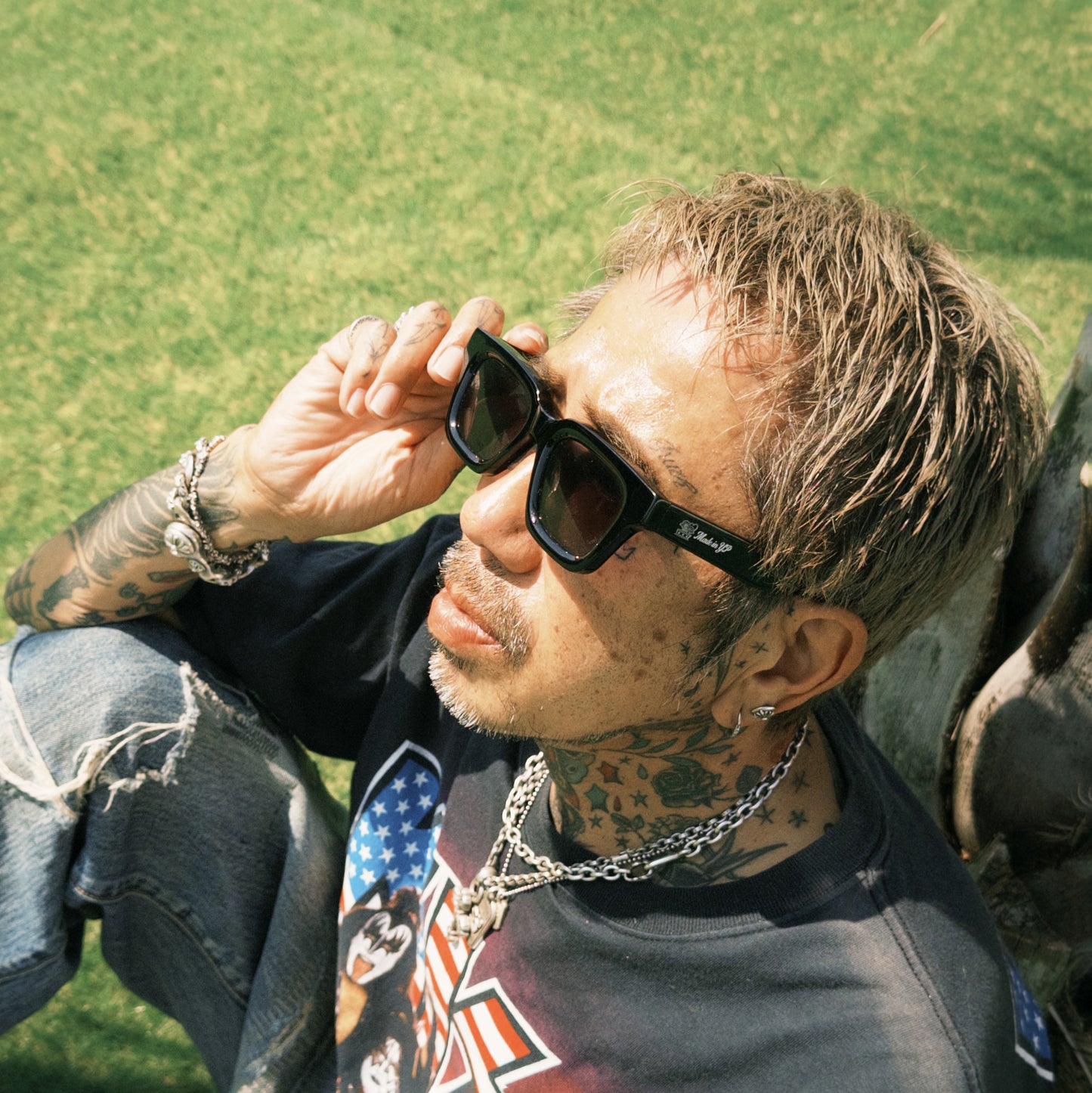 MADE IN YP サングラス：BLACK FRAME TRANSITION SMOKE LENS（YP-02）