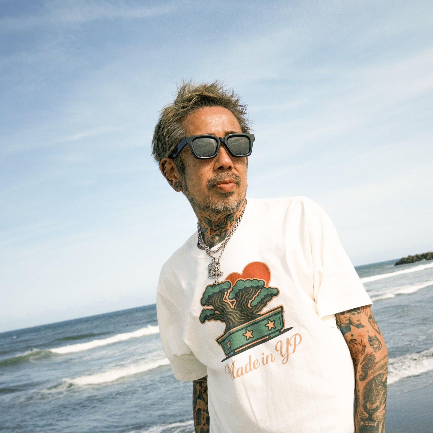 MADE IN YP サングラス：BLACK FRAME TRANSITION SMOKE LENS（YP-02）
