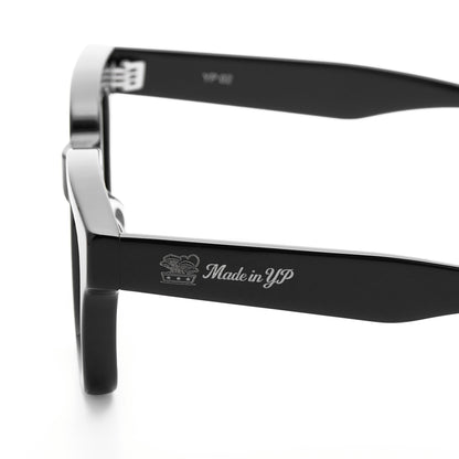 MADE IN YP サングラス：BLACK FRAME TRANSITION SMOKE LENS（YP-02）